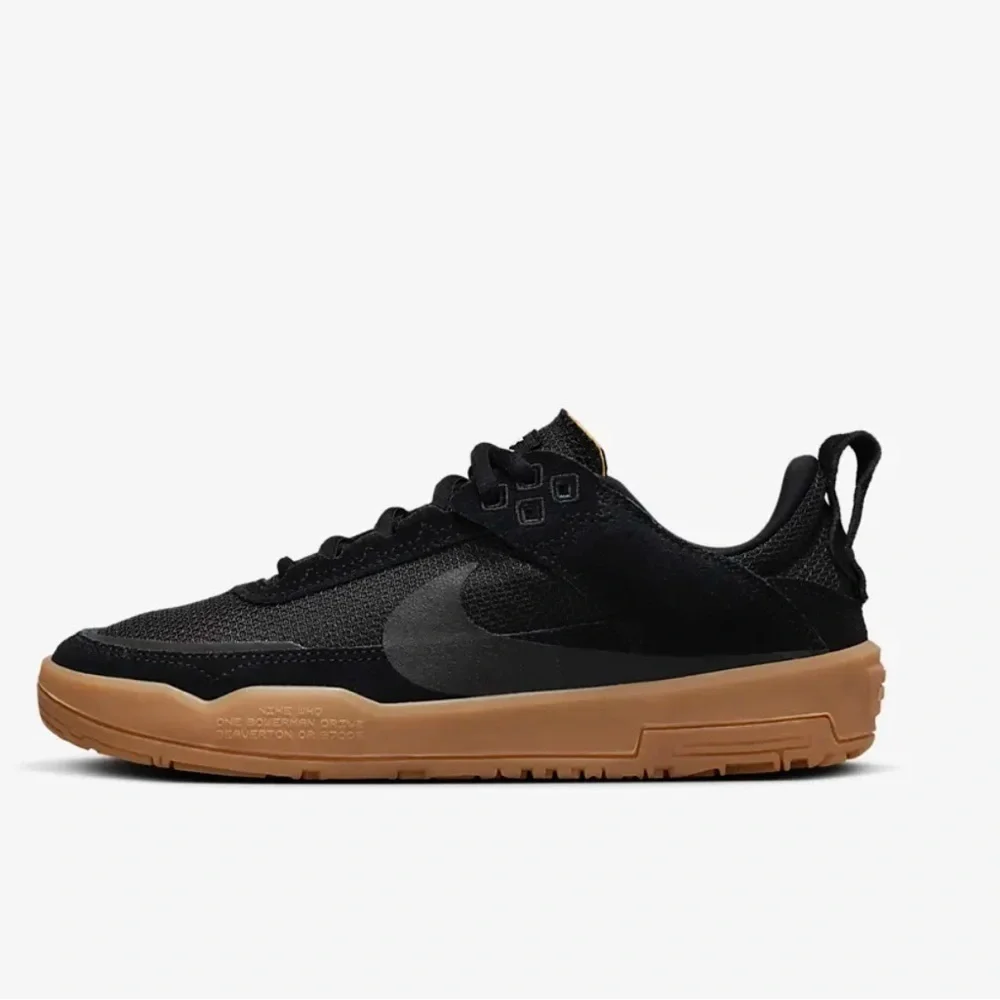 NWOT Nike Kids SB Day One Skate Shoe Black and Gum color Sneakers-Size 4.5